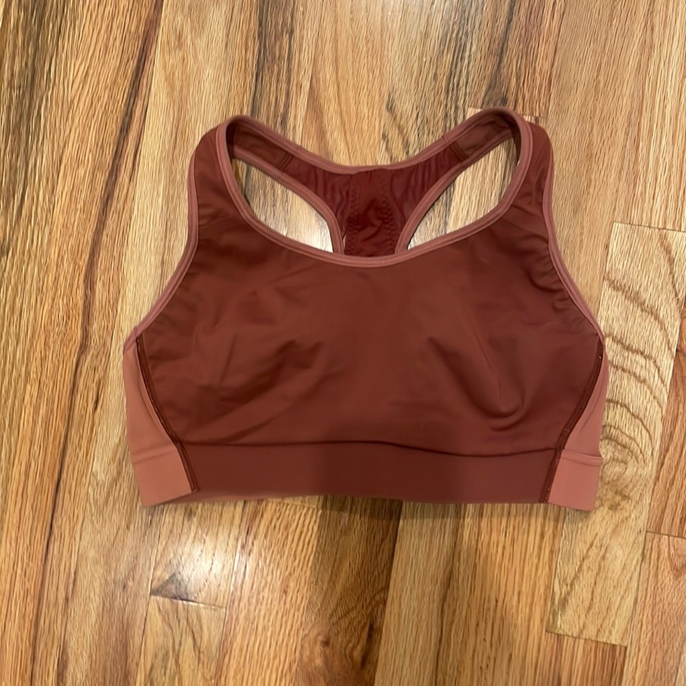 Athleta Women’s sports bra size 36B/C